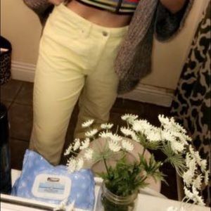 Urban yellow pants